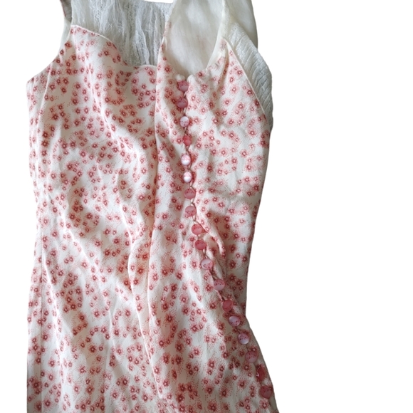 Chloe Floral Lace Spaghetti Strap Long Fitted Dress - Picture 8 of 14